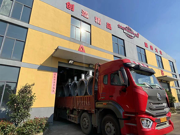 DN1100提升閥發(fā)往廣東某環(huán)保公司項(xiàng)目現(xiàn)場(chǎng)